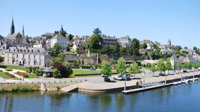 Chateau Gontier Vue Du Pont